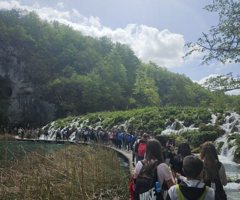 Jednodnevni izlet na Plitvička jezera i posjet slatkovodnom akvariju Aquatika