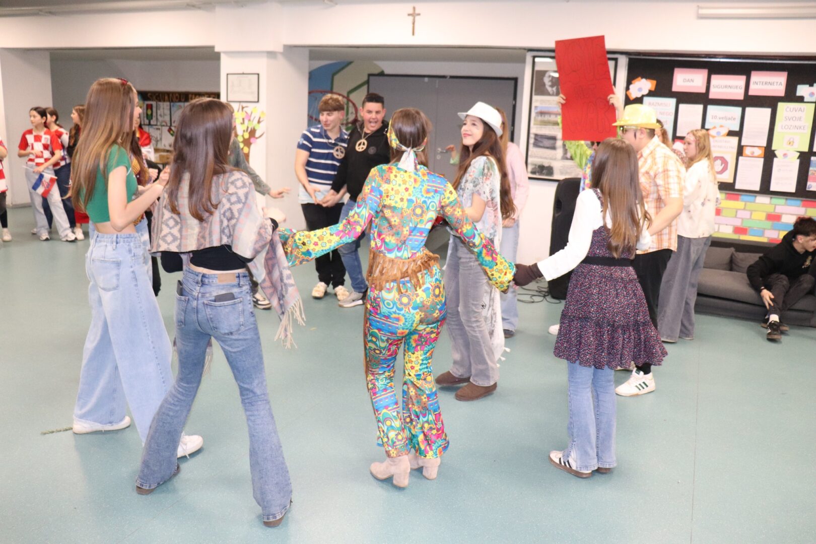 636785649_1466629782123001_8132988036319261405_n